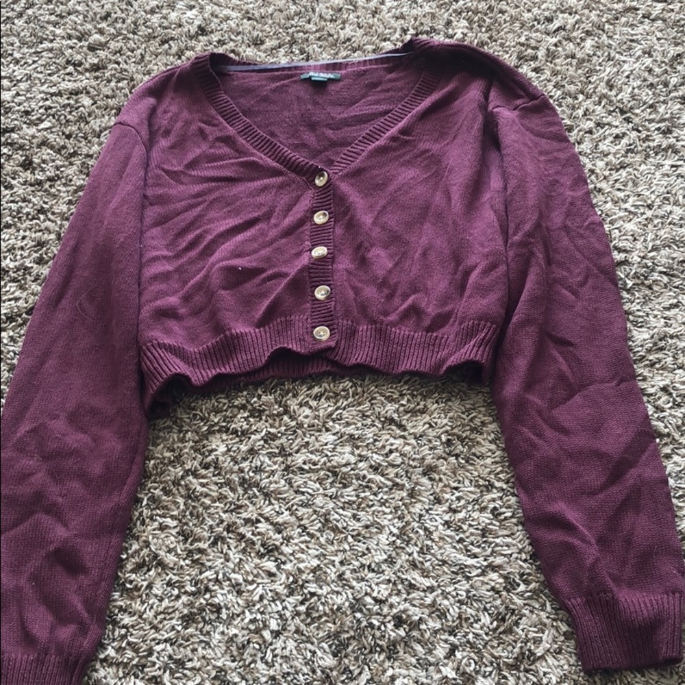 Cropped sweater